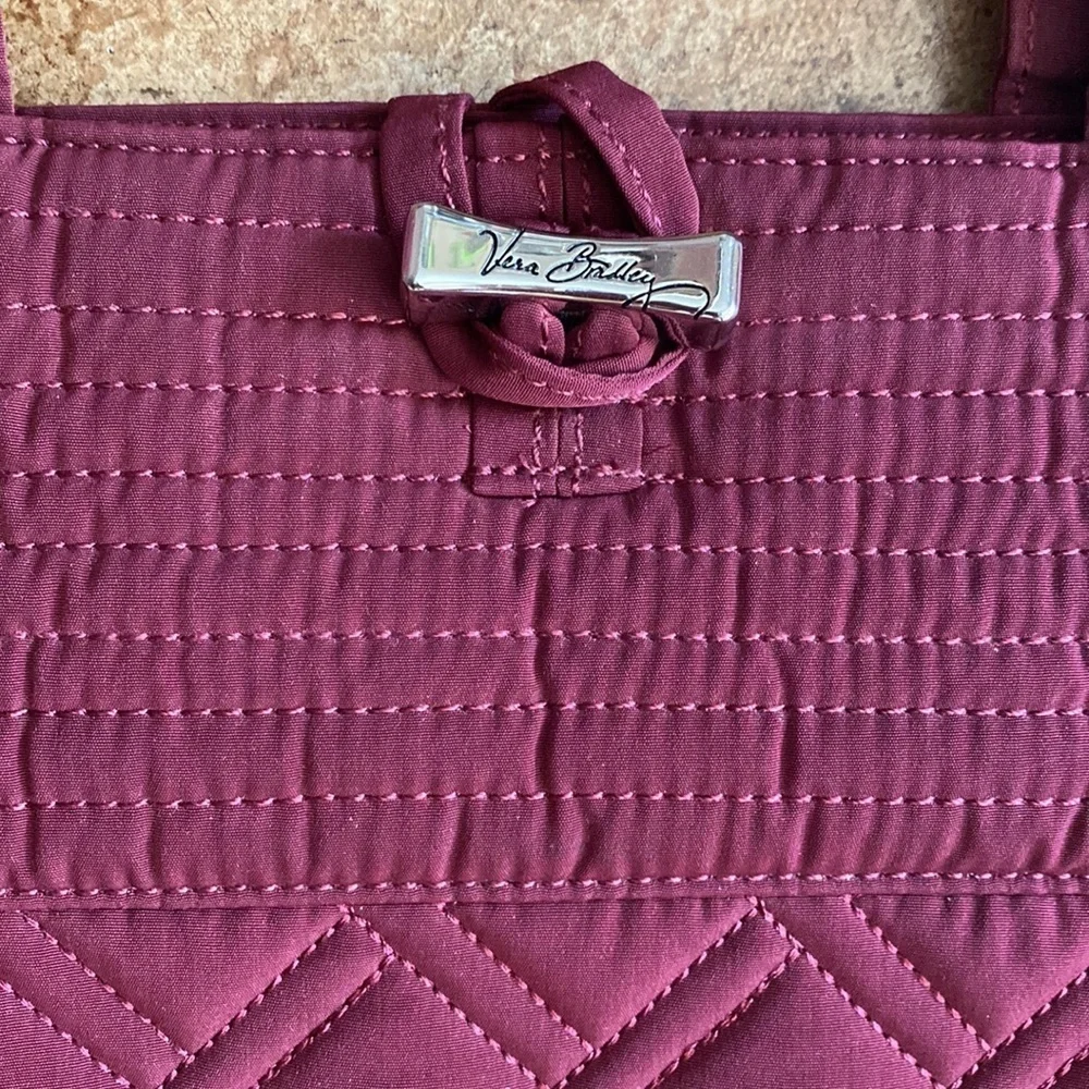 VERA Bradley‎ 